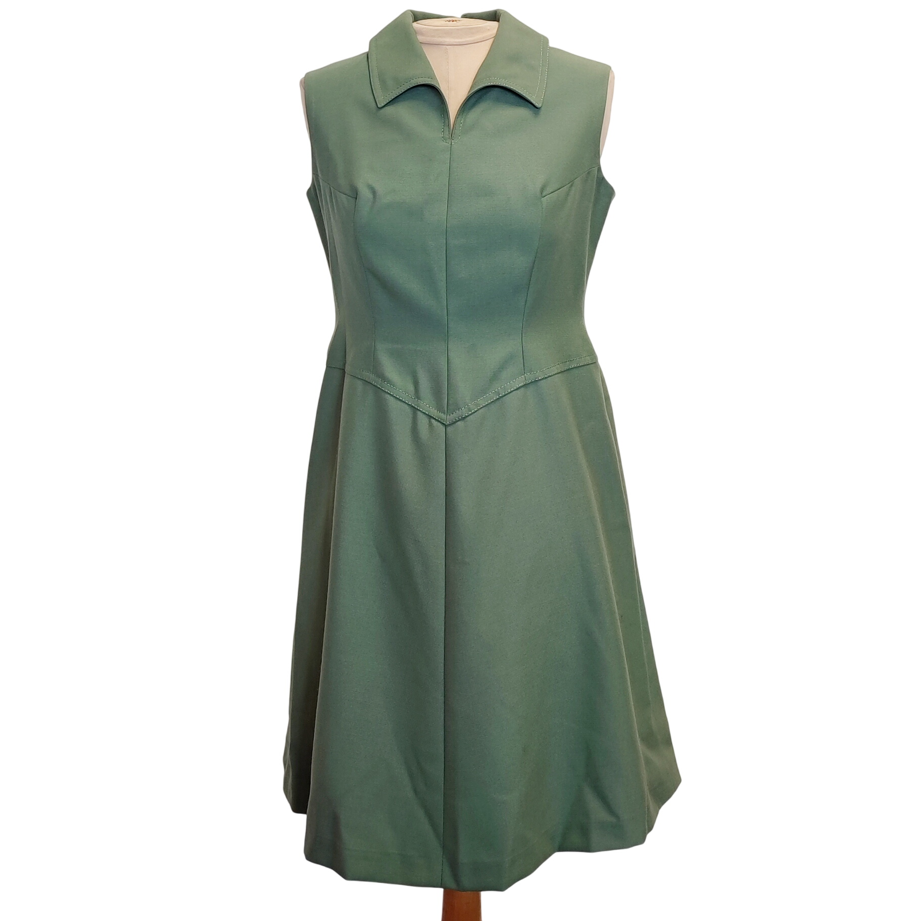 VINTAGE - Robe verte - S - Femme Très bon état -  reconditionné disponible sur Label Emmaüs